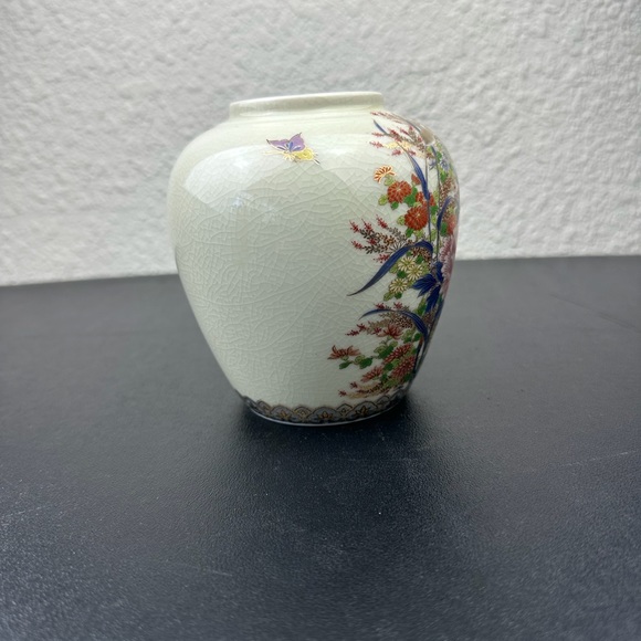 Japanese Vintage Porcelain Vase Painted By Shibata Toki Flower/Butterfly - Picture 2 of 9